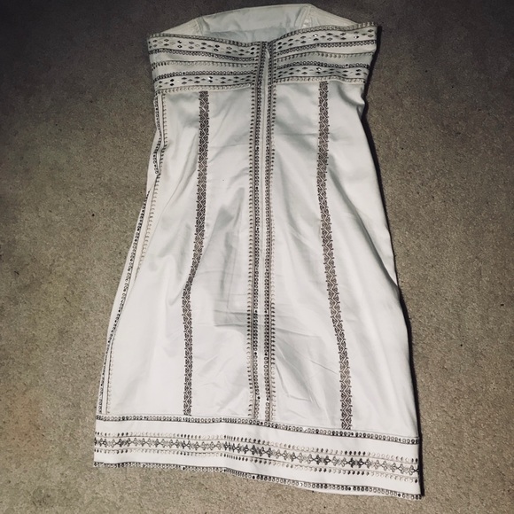 Perfect Event Dress - Picture 2 of 2